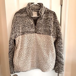 Thread & supply pullover